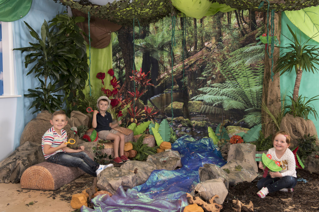 Immersive Environments Backdrop Rainforest classroom display