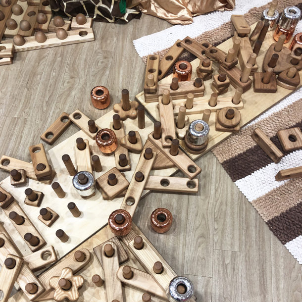 Immerse children in the world of loose parts and construction