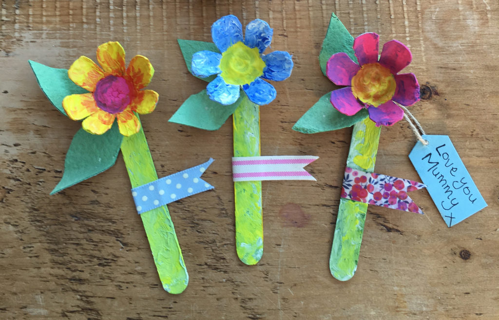 Flower Craft Sticks Bulk Saver - Art & Craft from Early Years Resources UK