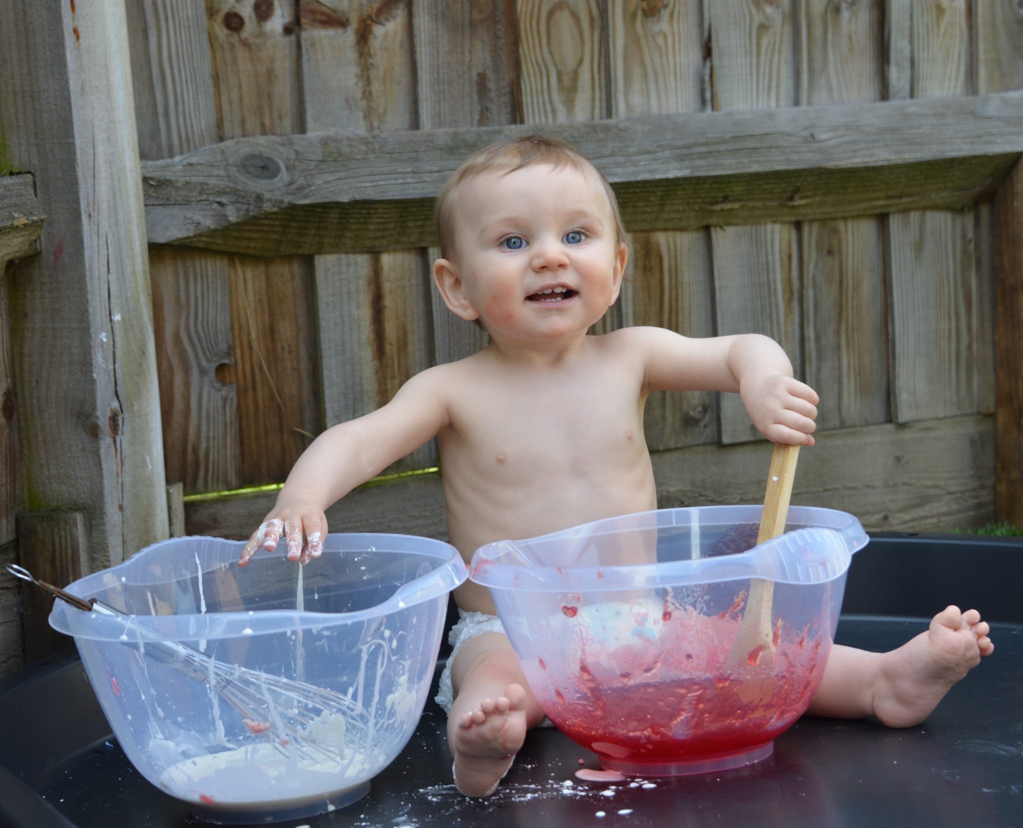 Science Sparks Messy play