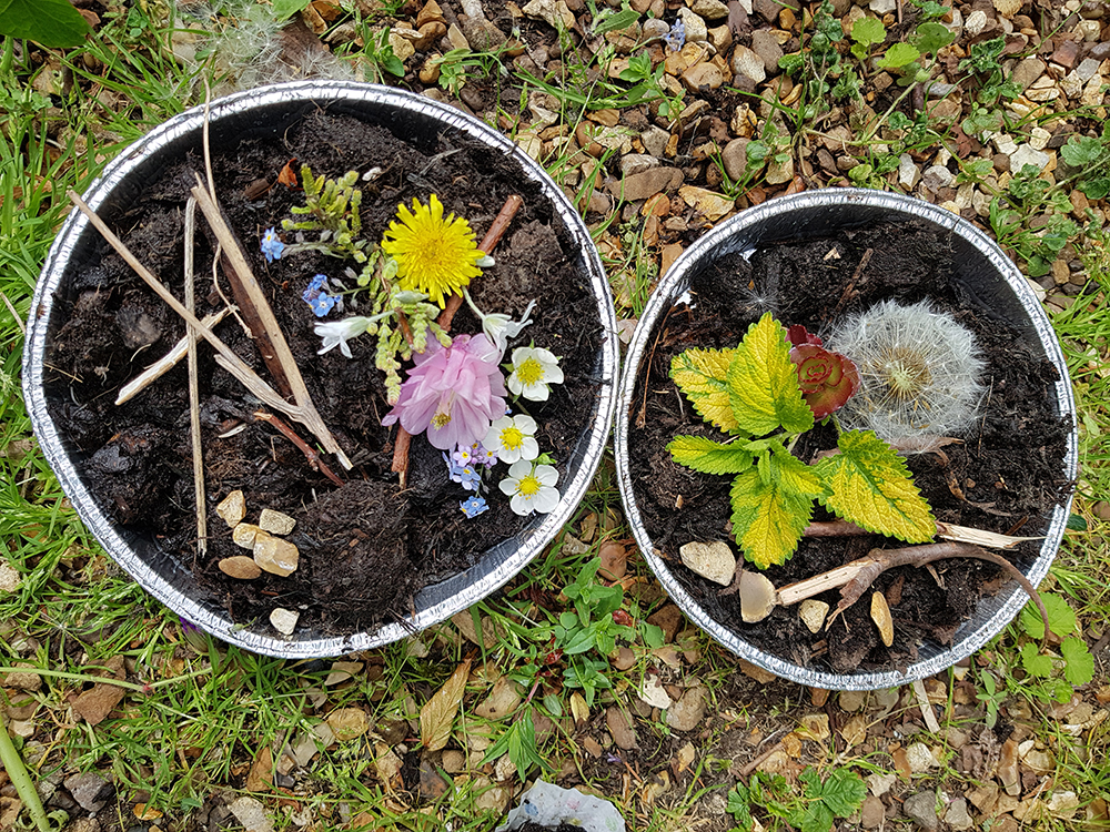 Making muddy mud pies!