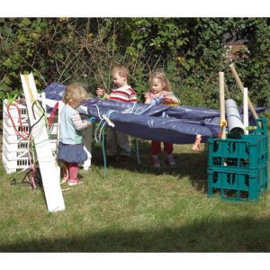 Loose parts play and STEAM - den building 