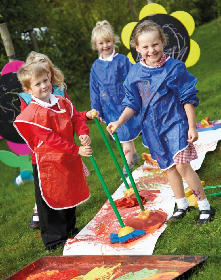 Using Tuff Trays in your Early Years Setting